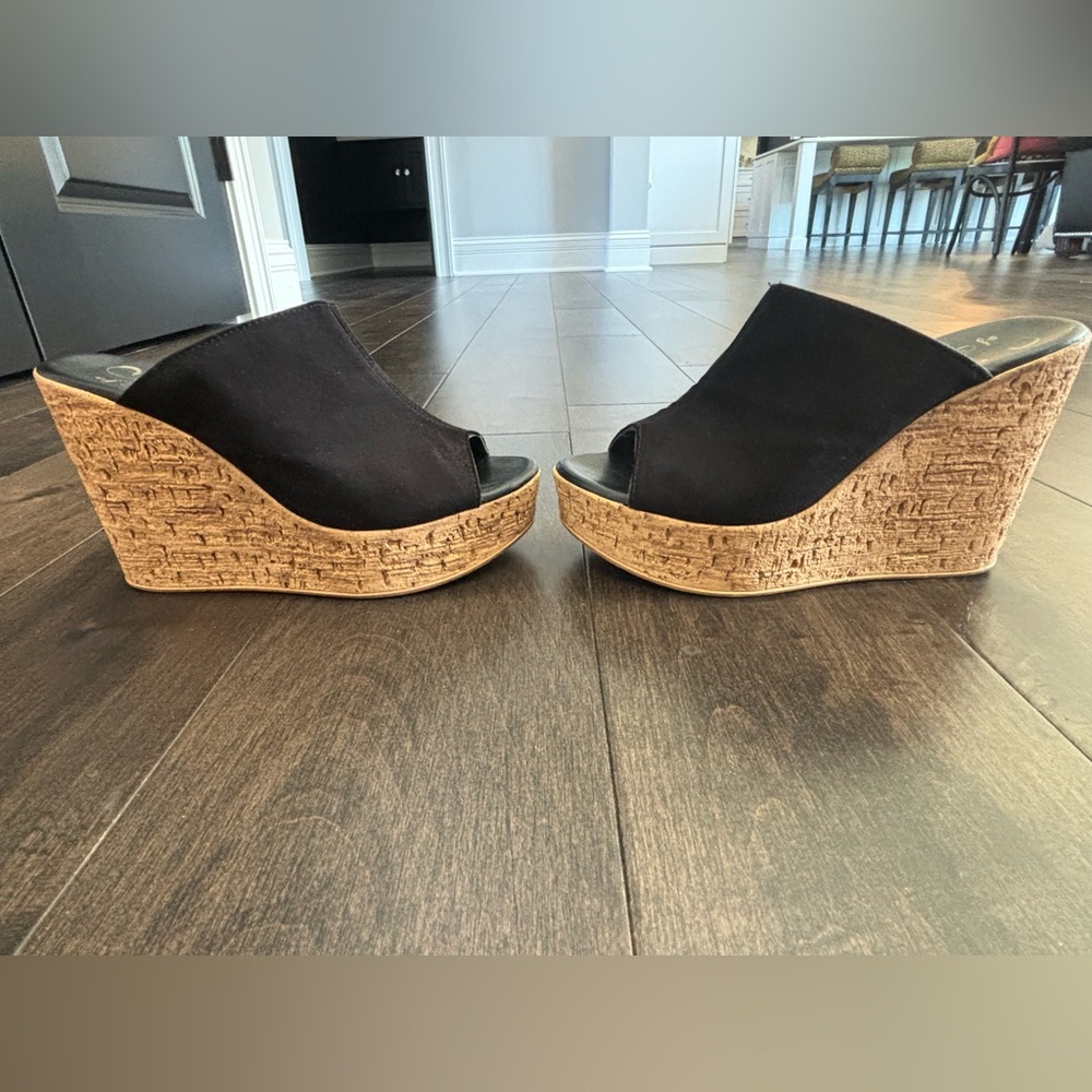 Callisto Black Wedges